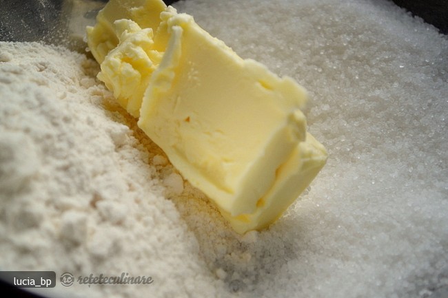 Cum Se Face Topping-ul Streusel