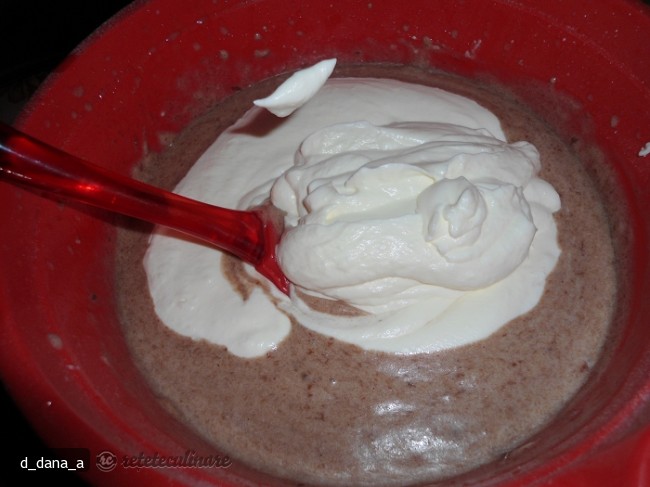 Tort cu Crema Mascarpone