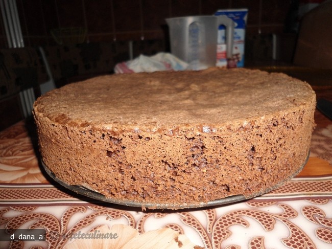 Tort cu Crema Mascarpone