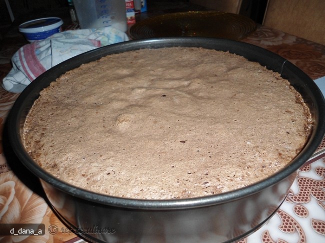 Tort cu Crema Mascarpone