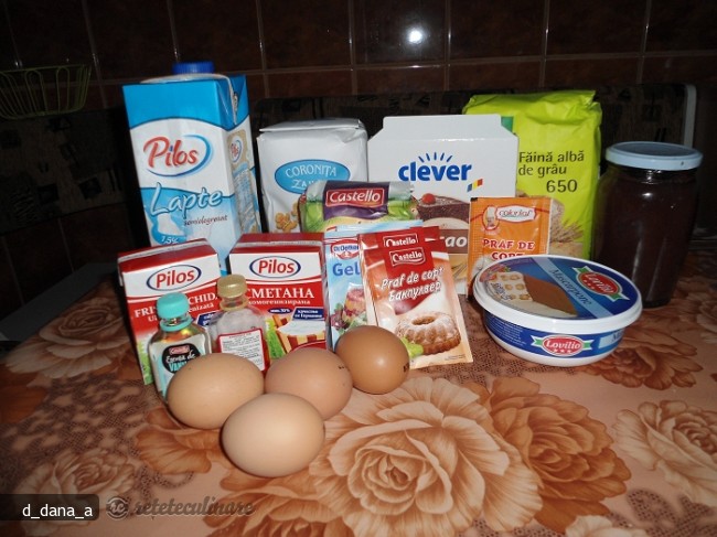 Tort cu Crema Mascarpone