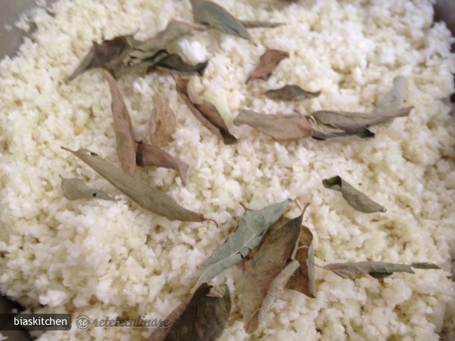 Curry de Naut cu Pilaf din Conopida