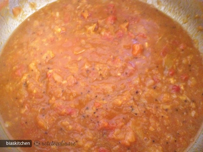 Curry de Naut cu Pilaf din Conopida