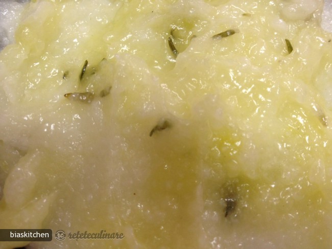 Ciorba de Varza Dulce cu Fasole Galbena