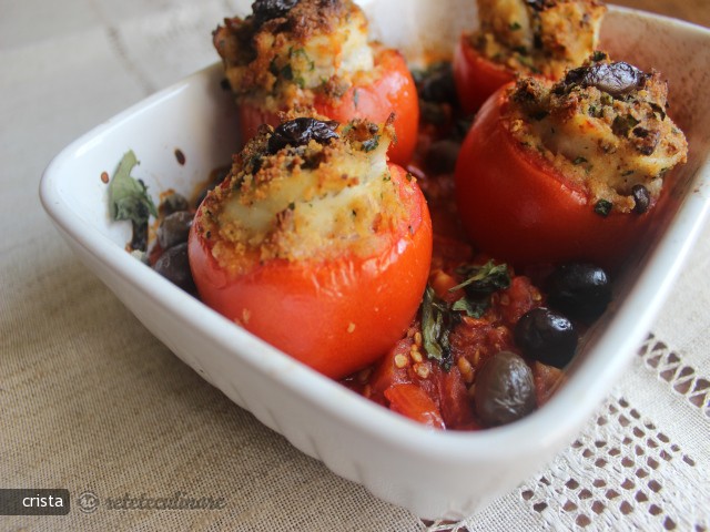 Rosii Umplute cu Fileuri de Peste si Pesmet Aromatizat