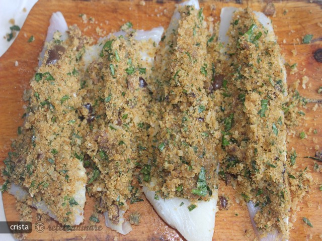 Rosii Umplute cu Fileuri de Peste si Pesmet Aromatizat