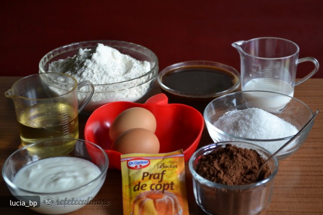 Tort cu Doua Creme