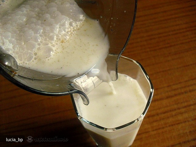 Lassi - O Bautura Tamaduitoare cu Proprietati Digestive
