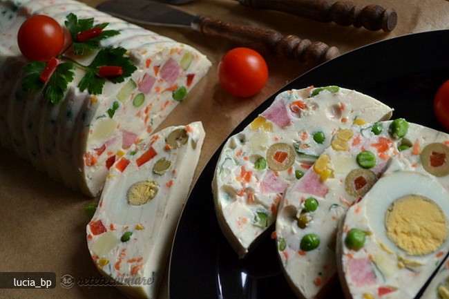 Salata in Mantie de Iaurt