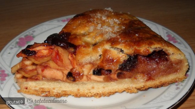 Placinta cu Mere si Dulceata de Visine - de Post