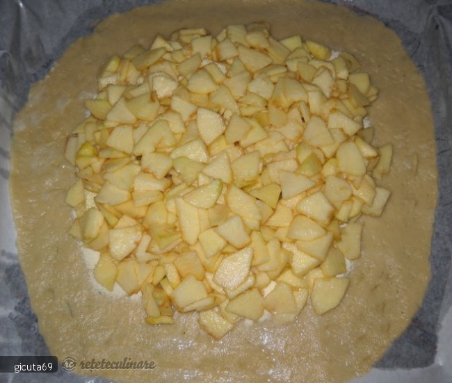 Placinta cu Mere si Dulceata de Visine - de Post