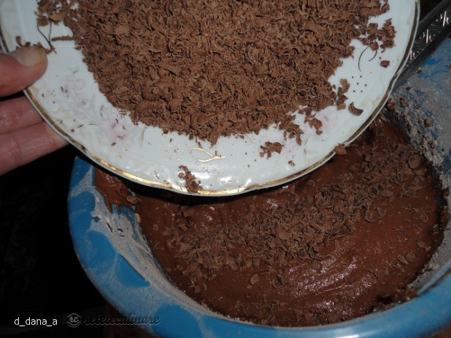 Prajitura cu Branza Dulce si Jeleu de Capsuni