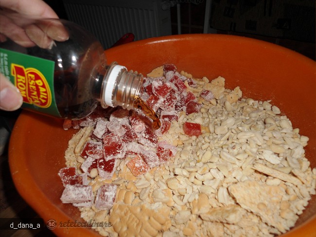 Tort de biscuiti (de post)