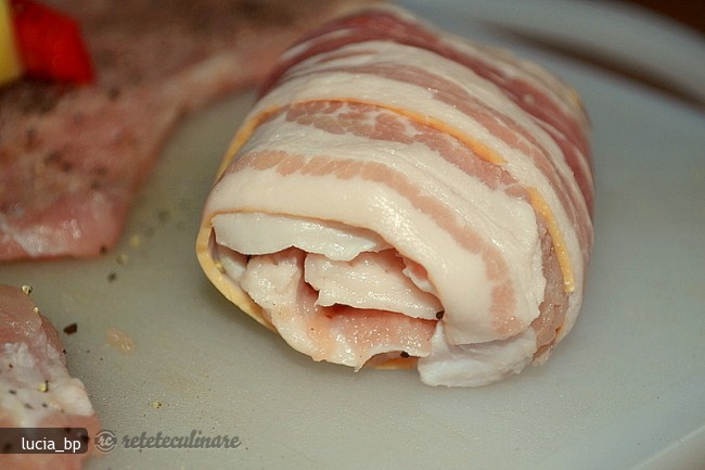 Rulouri din Cotlet de Porc