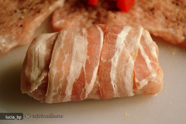 Rulouri din Cotlet de Porc