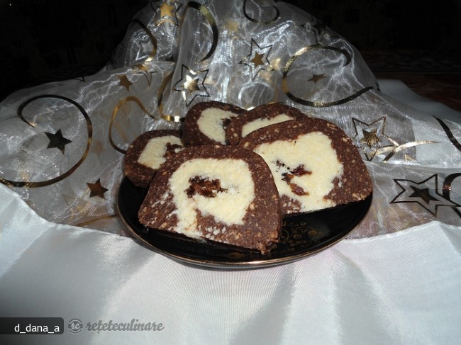 Rulada de Biscuiti (de Post)