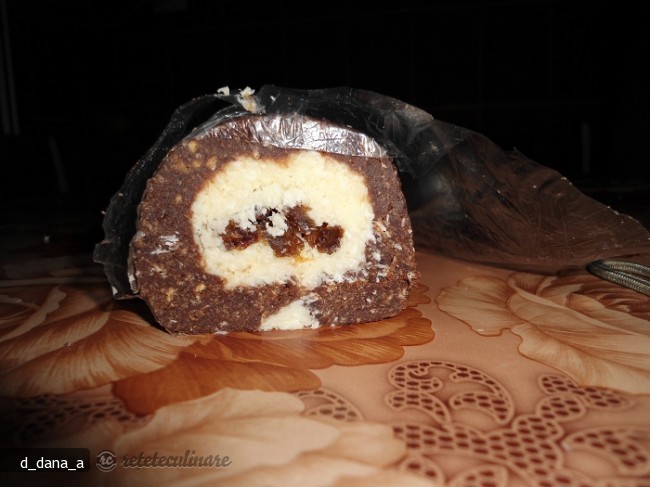 Rulada de Biscuiti (de Post)