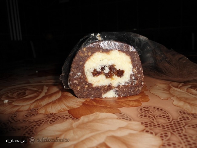 Rulada de Biscuiti (de Post)