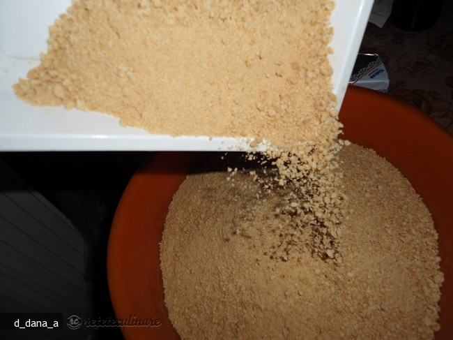 Rulada de Biscuiti (de Post)