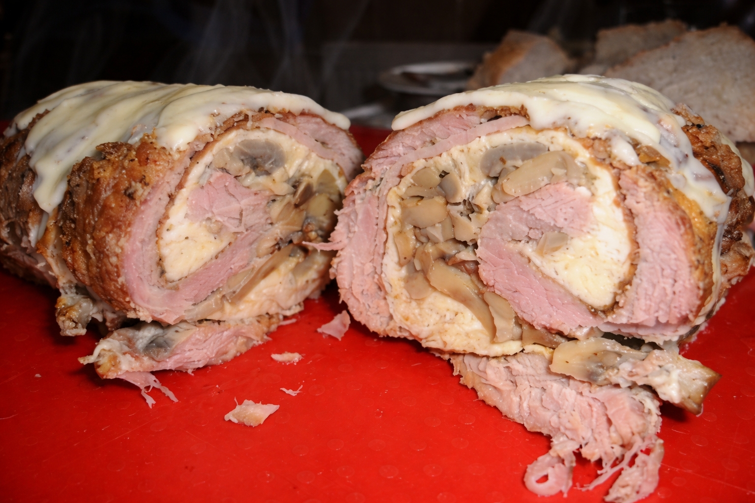 Rulada de Muschi de Porc la Cuptor