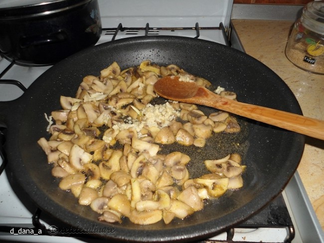 Rulada de Muschi de Porc la Cuptor