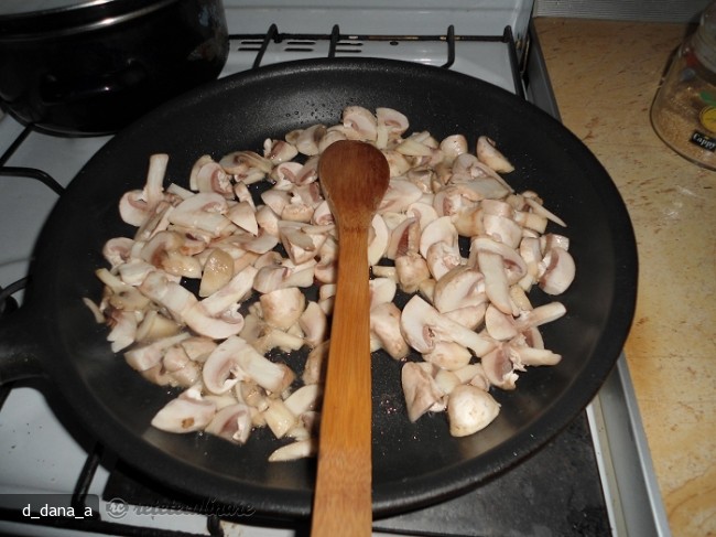 Rulada de Muschi de Porc la Cuptor