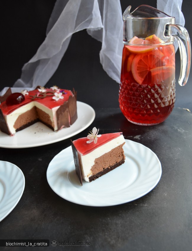 Tort Passion, cu Ciocolata si Jeleu de Hibiscus