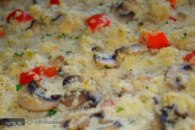 Ciuperci Brune si Couscous, la Cuptor