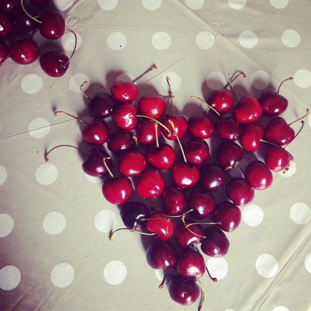 Cele mai frumoase poze cu ciresele romanesti de pe Instagram
