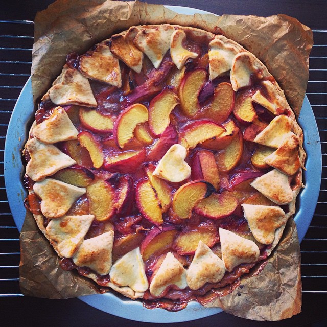 Cele mai frumoase poze cu piersicile romanesti de pe Instagram