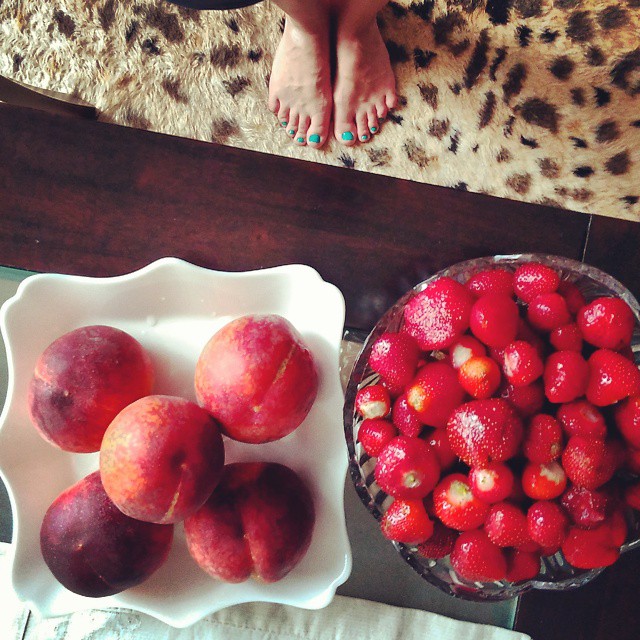 Cele mai frumoase poze cu piersicile romanesti de pe Instagram