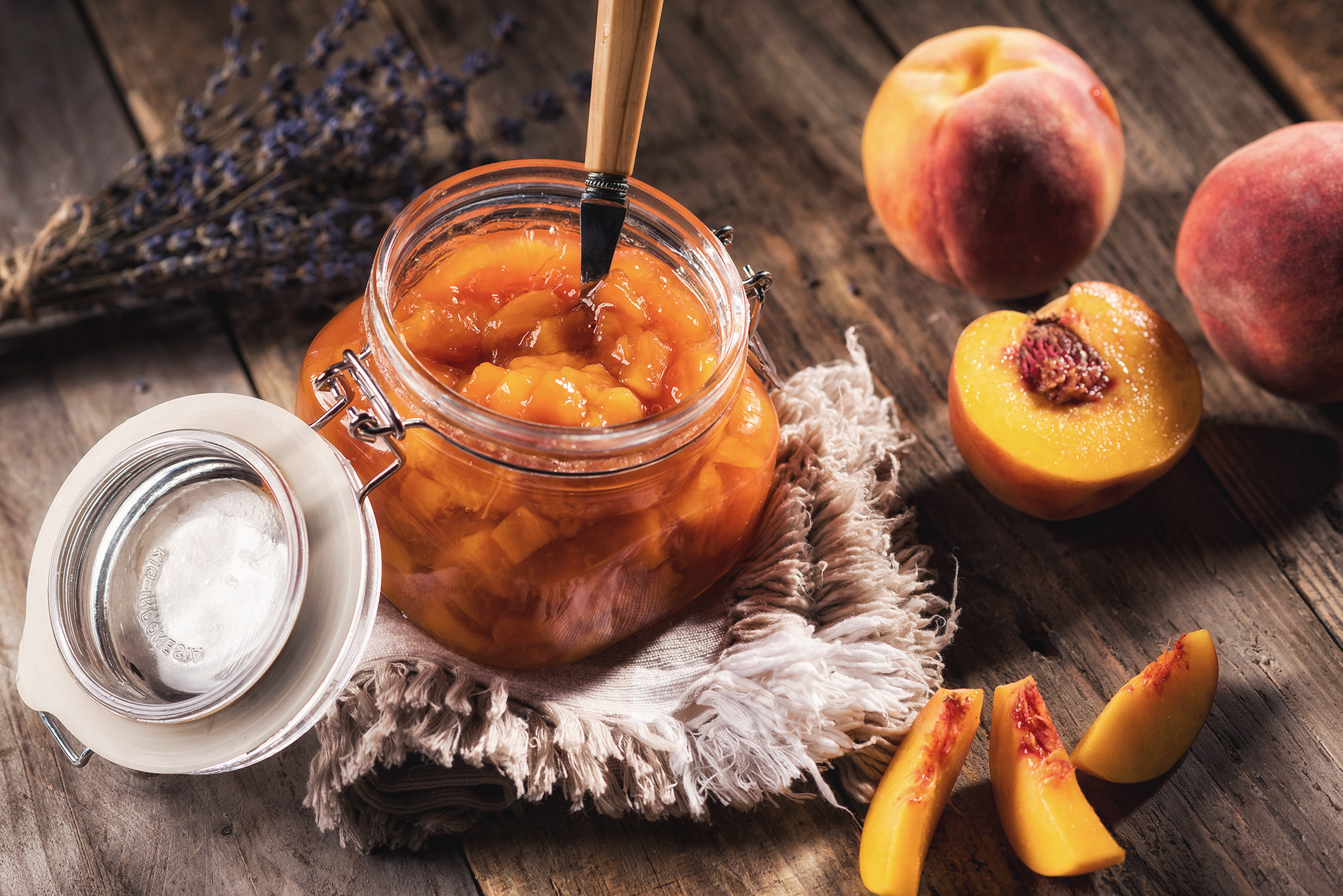 Dulceata de piersici la Slowcooker