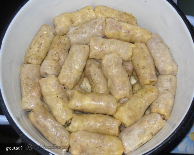 Sarmale in varza murata