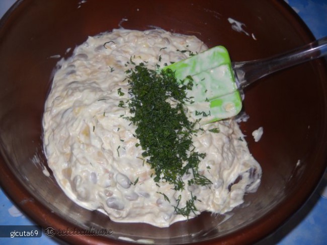 Salata de fasole galbena cu maioneza