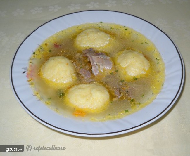 Supa de curcan cu galuste