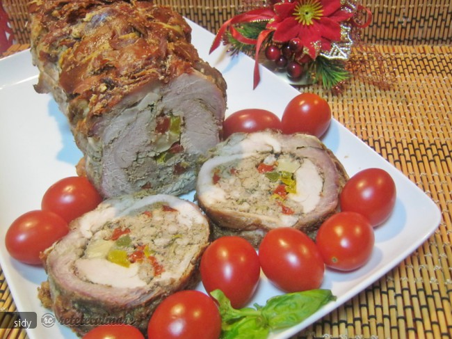 Friptura de porc umpluta cu ficatei ,cu garnitura de varza dulce si cartofi
