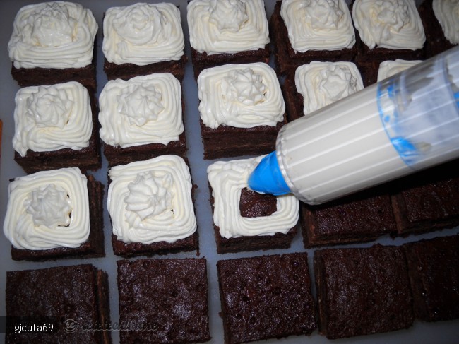 Prajitura cu Mascarpone si Ciocolata
