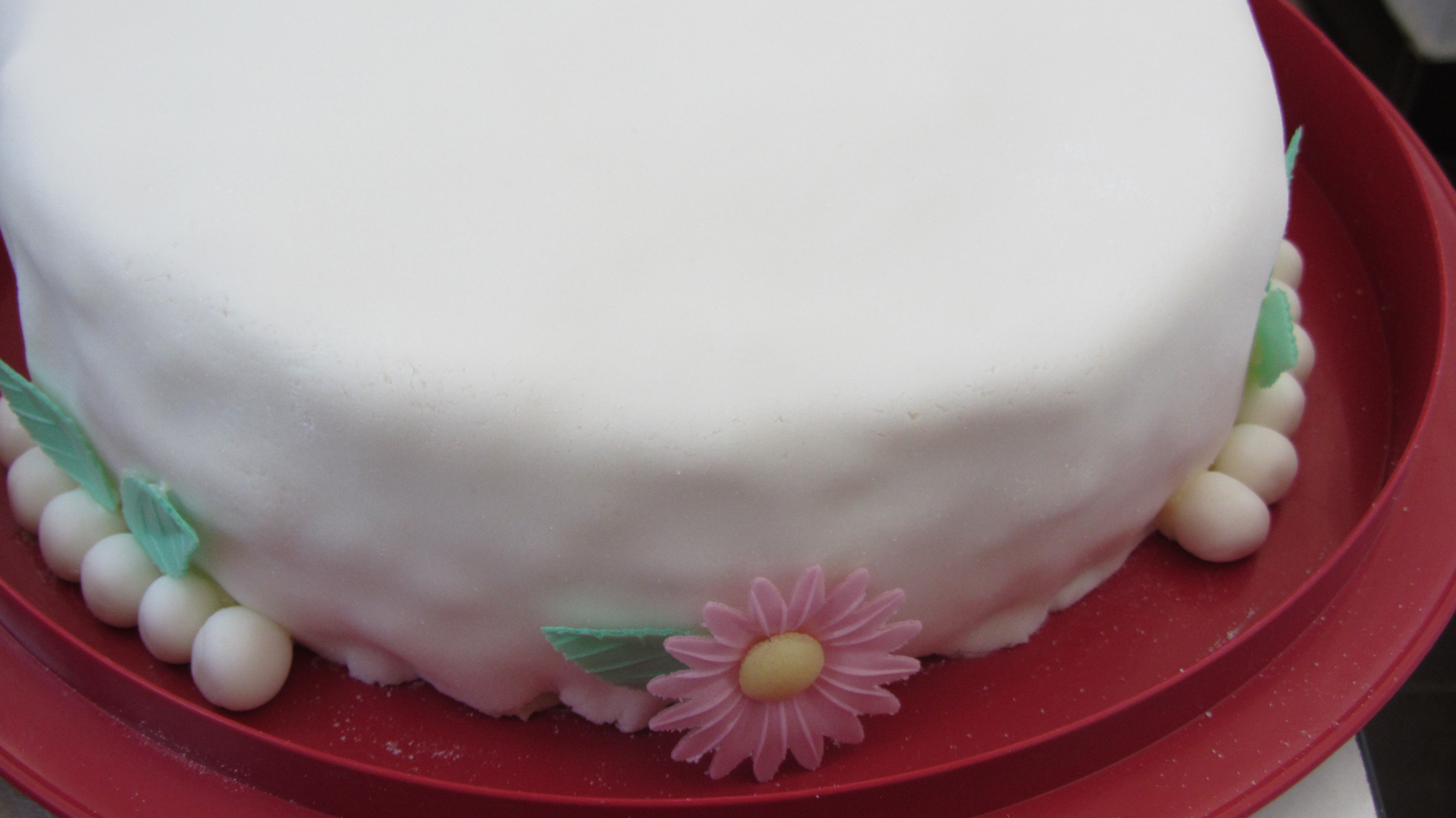 Tort cu mere caramelizate, banane si crema de vanilie