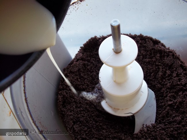 Cheesecake cu Mascarpone si Oreo