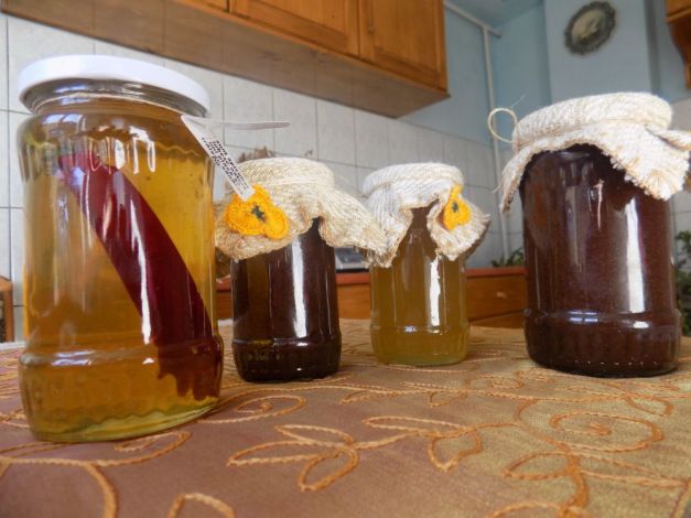 Nutella ecologica, un deliciu sanatos inventat de doi apicultori din Sibiu