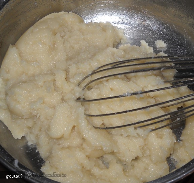 Choux-uri cu Crema de Ness si Ciocolata