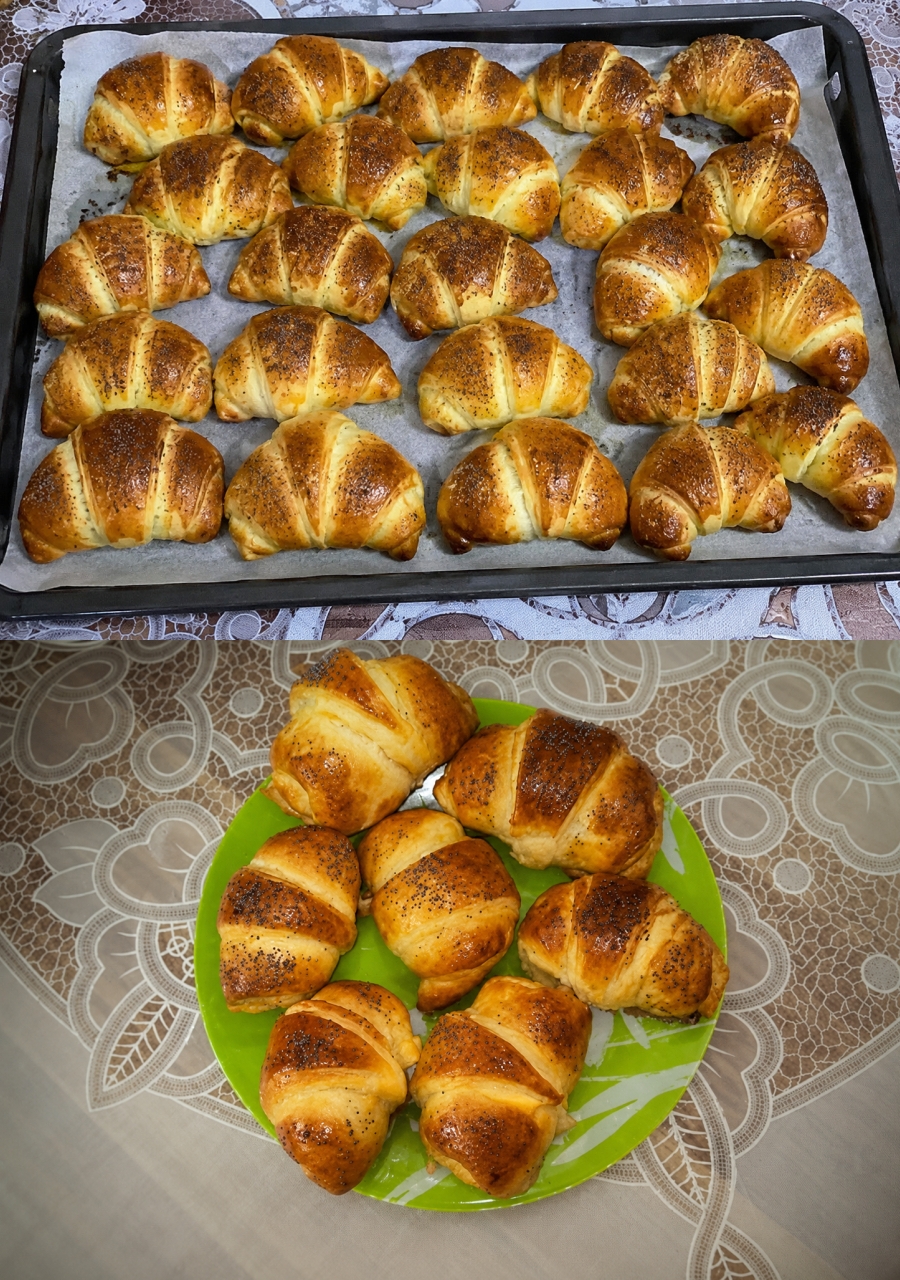 Cornuri cu Unt si Branza