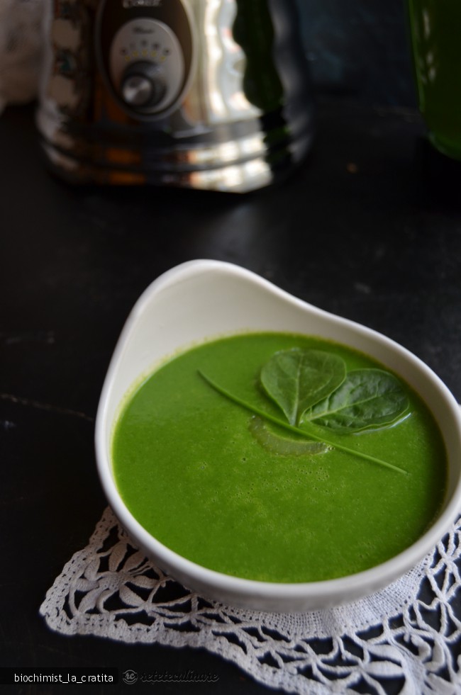 Supa de Zucchini si Spanac - de post, pregatita cu blenderul Oster