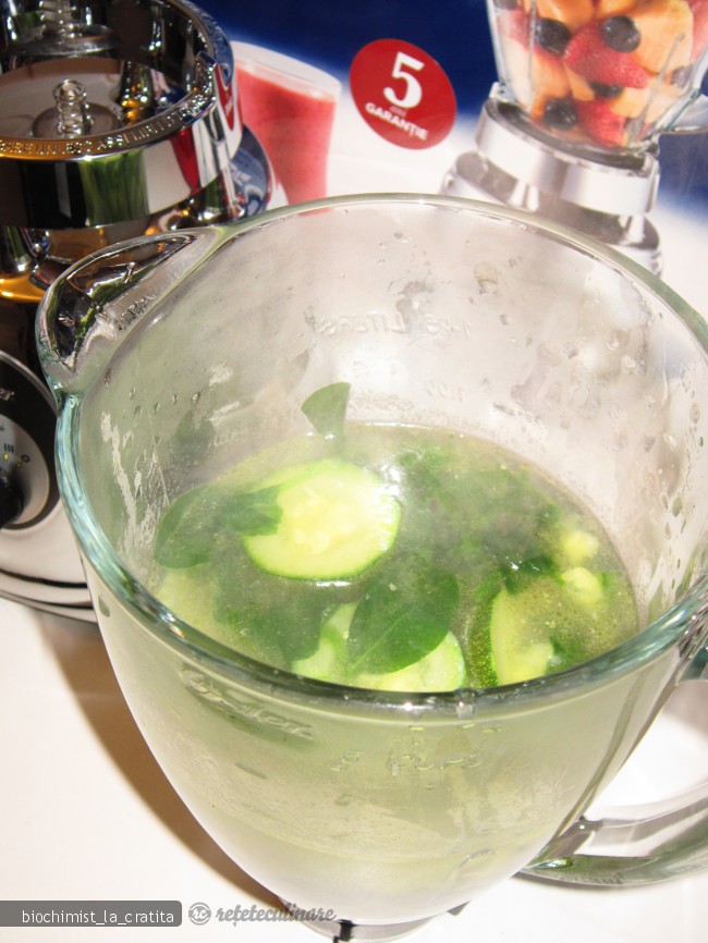 Supa de Zucchini si Spanac - de post, pregatita cu blenderul Oster