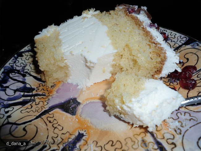 Tort cu crema de sampanie
