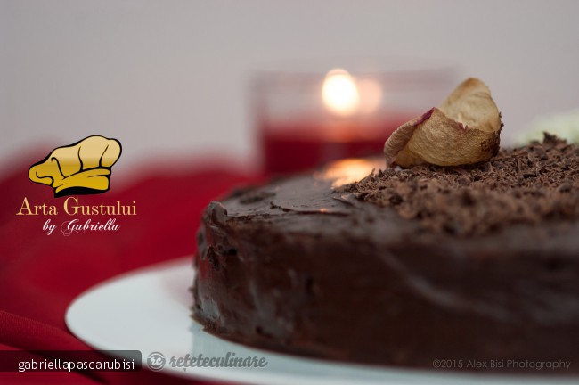 Tort de Ciocolata cu Crema Ganache si Crema de Portocale Ã la Gabriella