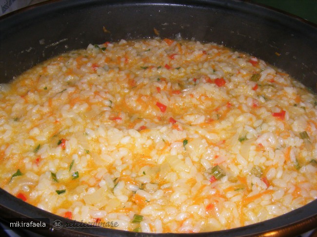 Pilaf (cea Mai Simpla si Delicioasa Reteta)