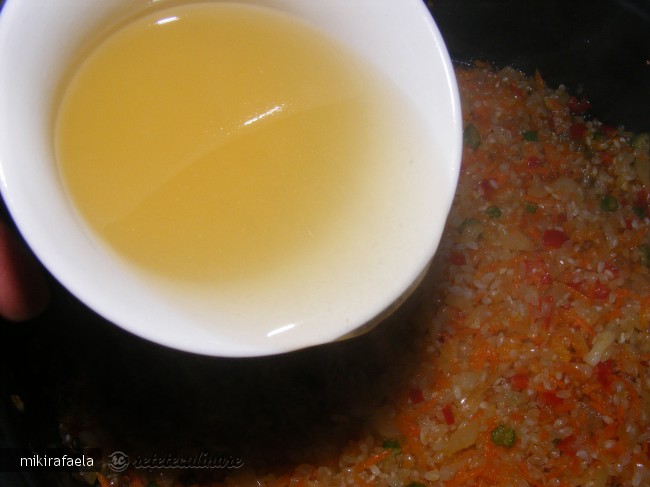 Pilaf (cea Mai Simpla si Delicioasa Reteta)