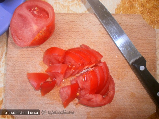 Salata de paste cu legume, masline si mozzarella