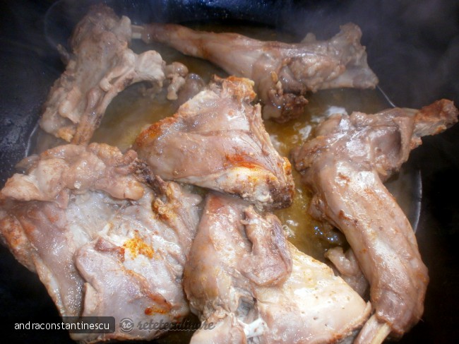 Tocanita de legume cu carne de iepure